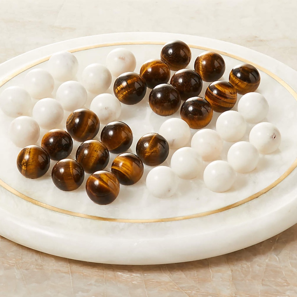 White Alabaster Solitaire Checkers Set **New in Box**